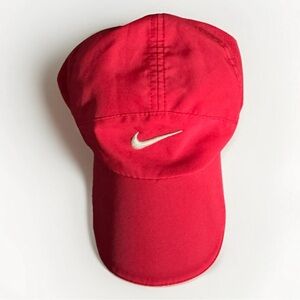 Nike Featherlight Hat Cap Womens Hot Pink 7 Panel Golf Tennis Pickleball